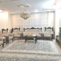 84متر ونیم در خیابان فراهانی طبقه لوکیش برتر منطقه