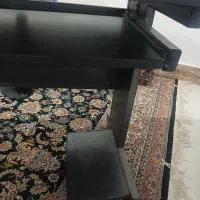 میز مخصوص کامپیوتر و لپ‌تاپ