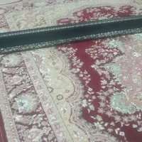 کتیبه همراه با ریل مشکی