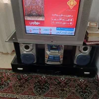 تلوزیون به همراه میز تلوزیون|تلویزیون و پروژکتور|رشت, پل تالشان|دیوار