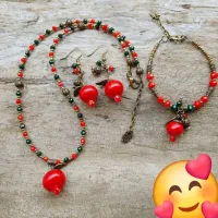 انواع بدلیجات یلدایی|بدلیجات|شیراز, بعثت|دیوار