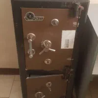 گاو صندوق دست دو