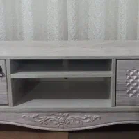میز تلویزیون در حد نو