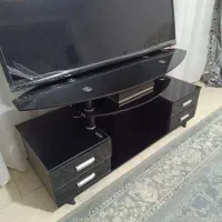 میز تی وی شیشه ای