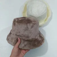 کلاه باکت تدی|لباس|رشت, کوی یخ|دیوار