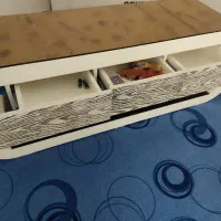 میزتلویزیون شیشه ای
