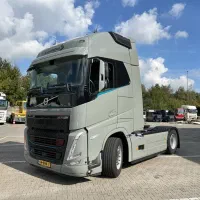 کشنده وارداتی و ۸چرخ وارداتی|خودرو سنگین|تهران, بلورسازی|دیوار