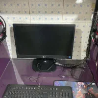 8 عدد سیستم کامل همراه با میز|رایانه رومیزی|مشهد, رسالت|دیوار