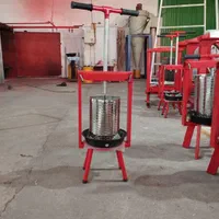 تفاله گیر و آب انگور گیری.|آبمیوهگیر و آبمرکباتگیر|تهران, فلسطین (میدان انقلاب)|دیوار