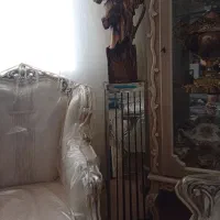 مجسمه با پاییع