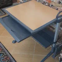 یک عدد میز کار|میز تحریر و کامپیوتر|رامسر, |دیوار