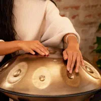 آموزش حضوری هنگدرام برای سنین مختلف