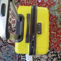 چمدان نو‌ کم استفاده شده