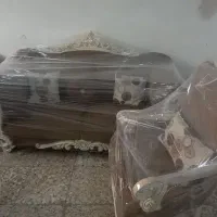 مبل و مبلمان ۷ نفره سالم و میز عسلی چهارتایی تاشو