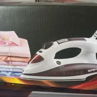 اتو برقی به دارای سیم جمع کن اتوماتیکی