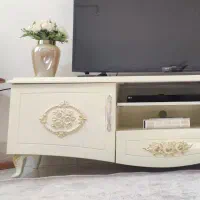 میز تلوزیون خیلی شیک در حد نو