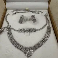 سرویس طلا نزدیک ۲۷ گرم