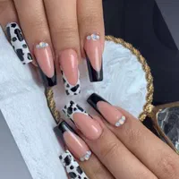 آموزش و خدمات ناخن با مدرک رسمی از فنی و حرفه ای|خدمات آرایشگری و زیبایی|تهران, صادقیه|دیوار