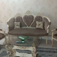مبل سلطنتی کرم استخوانی سالم