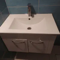 ست روشویی و آیینه باکس pvc، ضد آب، در حد نو|لوازم سرویس بهداشتی|تهران, اوقاف|دیوار