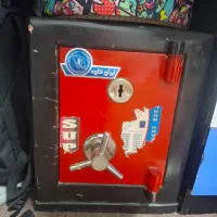 یک عدد گاو صندق کوچک