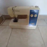 چرخ خیاطی و گلدوزی