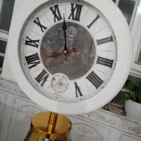 میز تی وی جاکفشی ساعت