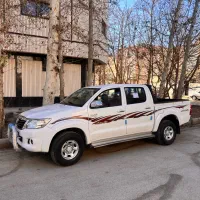 تویوتا هایلوکس۲۰۱۴ در حدصفر بدون رنگ