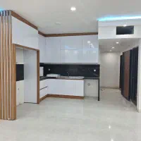 2طبقه واحد آپارتمانی  100متری/پریز