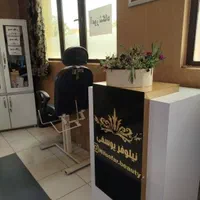 اجاره میز ناخن صندلی کراتین شینیون رنگ مو فیشیال|اجارهٔ دفتر کار، اتاق اداری، مطب|اصفهان, سنبلستان|دیوار