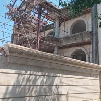 استخدام شاگرد برای سنگکاری و کاشی کاری