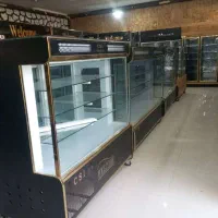 یخچال قنادی ویترینی ‌مکعبی