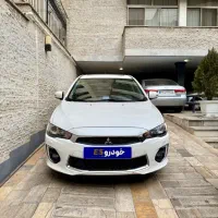 لنسر مدل ۲۰۱۸ دست نخورده به شدت نو موتور ۱.۸