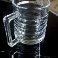 ۳ دست لیوان و یک دست نیم لیوان