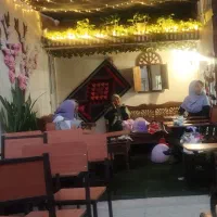 آموزشگاه زبان و هنر ، کمک آموزشی  در گلشهر، آوینی