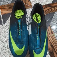 کفش ورزشی میخ دار سایز 40|کیف، کفش، کمربند|کلیبر, |دیوار