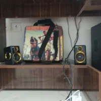 میز کامپیوتر سالم قهوه ای|میز تحریر و کامپیوتر|زنجان, |دیوار