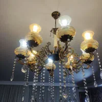 دو عدد لوسترعتیقه سالم سالم دارم مربوط به۵۰سال پیش