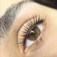 خدمات لیفت مژه و ابرو و ریمل دائمی تخصصی در  قم
