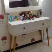 میز آرایش