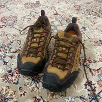 کفش کتونی مرل ترکینگ کوه