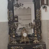 کنسول و آینه سلطنتی بسیار شیک و خاص