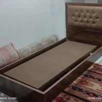 تخت تک نفره