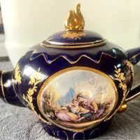 گلدون لاجوردی طلا کوب خارجی و قوری لاجوردی طلاکوب