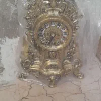 ساعت طرح برنز جنس بدنه آلمینیوم با برنز مو نمیزنه
