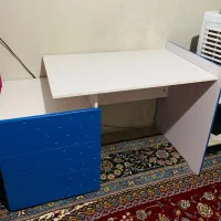 کمد و میز تحریر