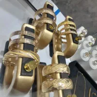 طلا فروشی بدون اجرت مالیات فقط 1/5تا 2%  بروز