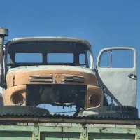 اتاق مونتاژ کامیون بنز