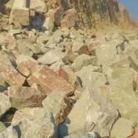 سنگ مالون سبز سنگ لاشه اجر ماسه سنگ فنداسیون|عمده‌فروشی|تهران, استخر|دیوار