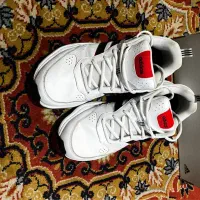 کتانی آدیداس|کیف، کفش، کمربند|رشت, انصاری|دیوار